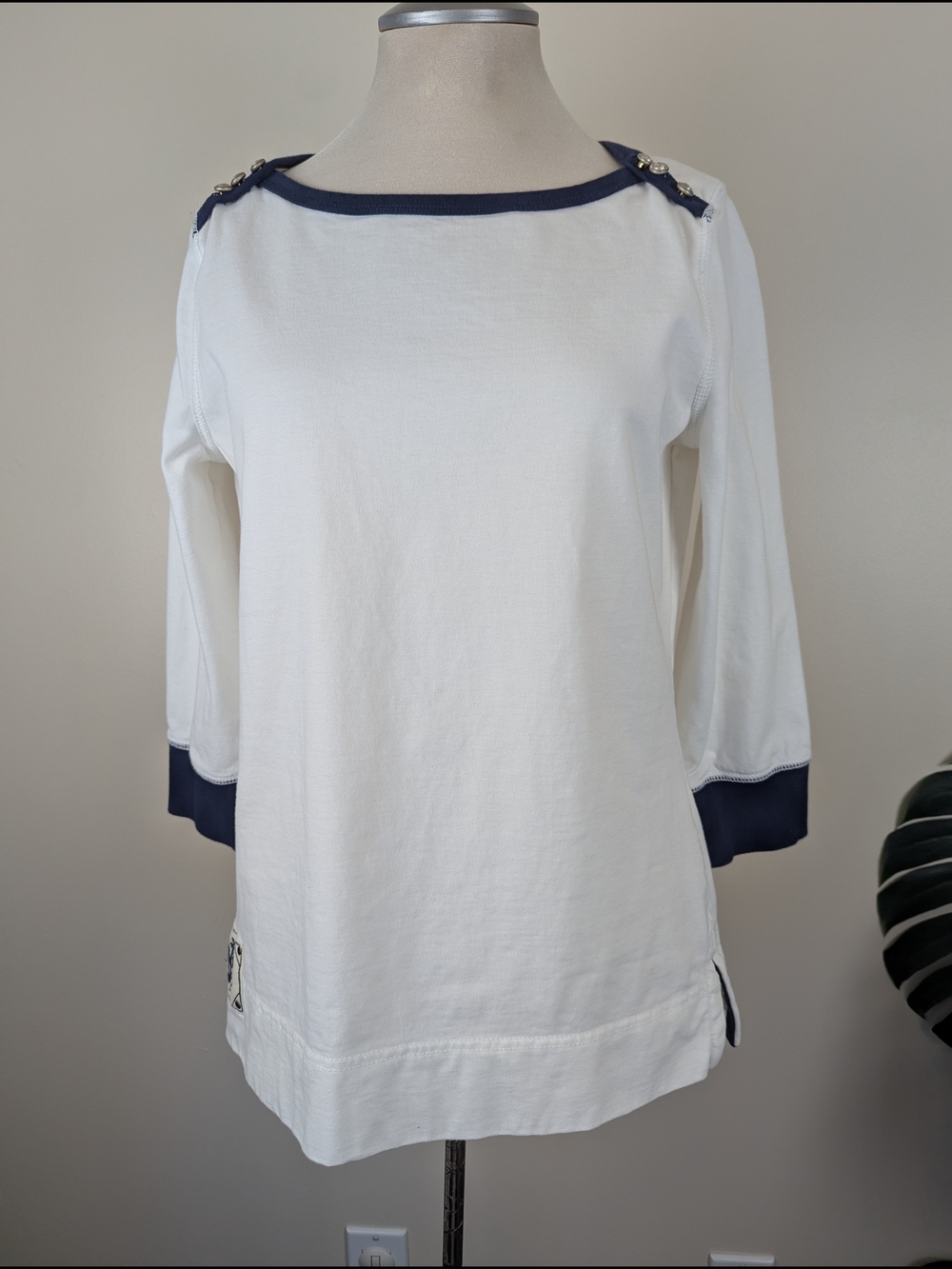 Lauren Ralph Lauren Vintage White Cotton 3/4 Sleeve Navy Trim Shoulder Buttons
